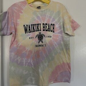 Waikiki T shirt tie dyed vintage size L- preloved in good condition